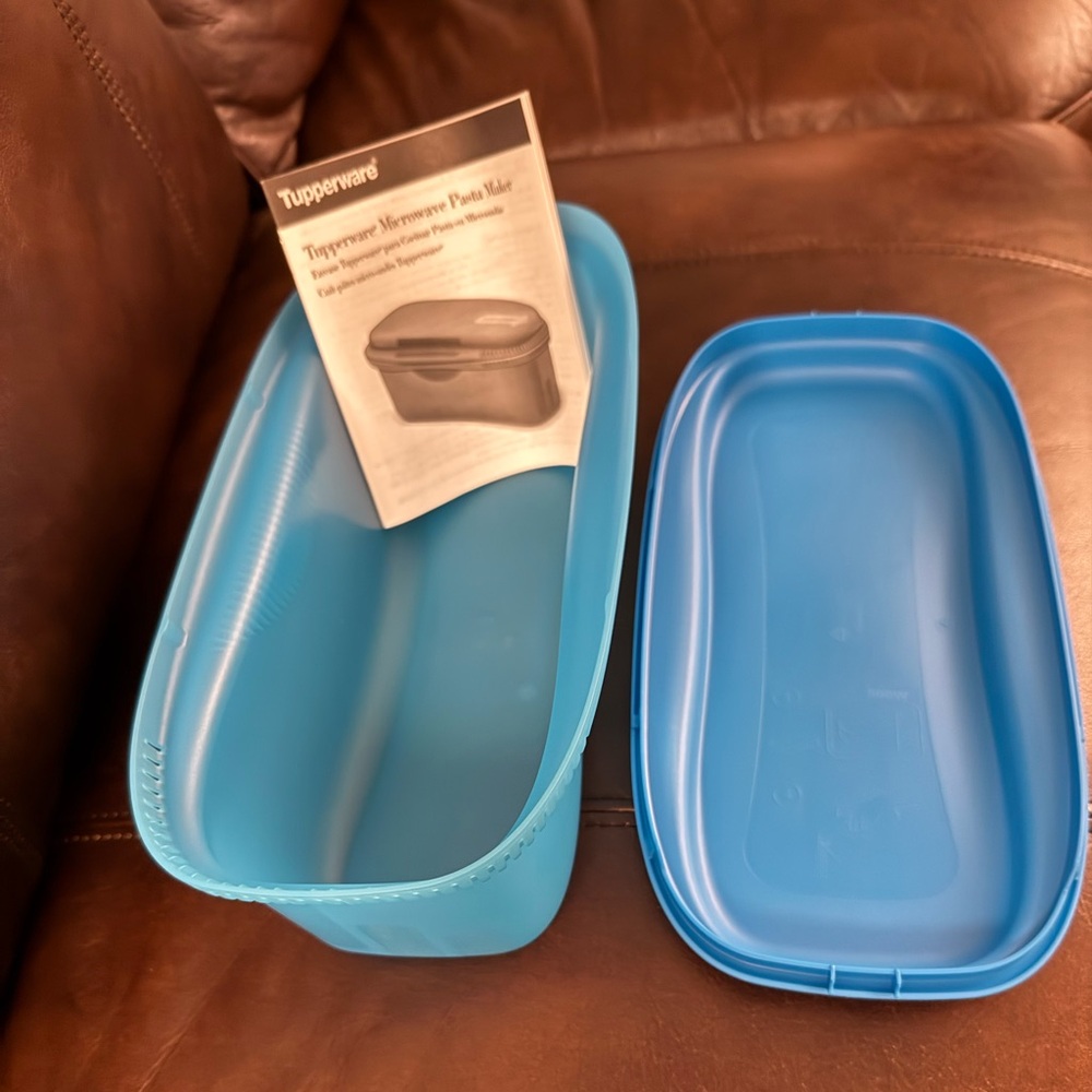 Tupperware Microwave Pasta Maker